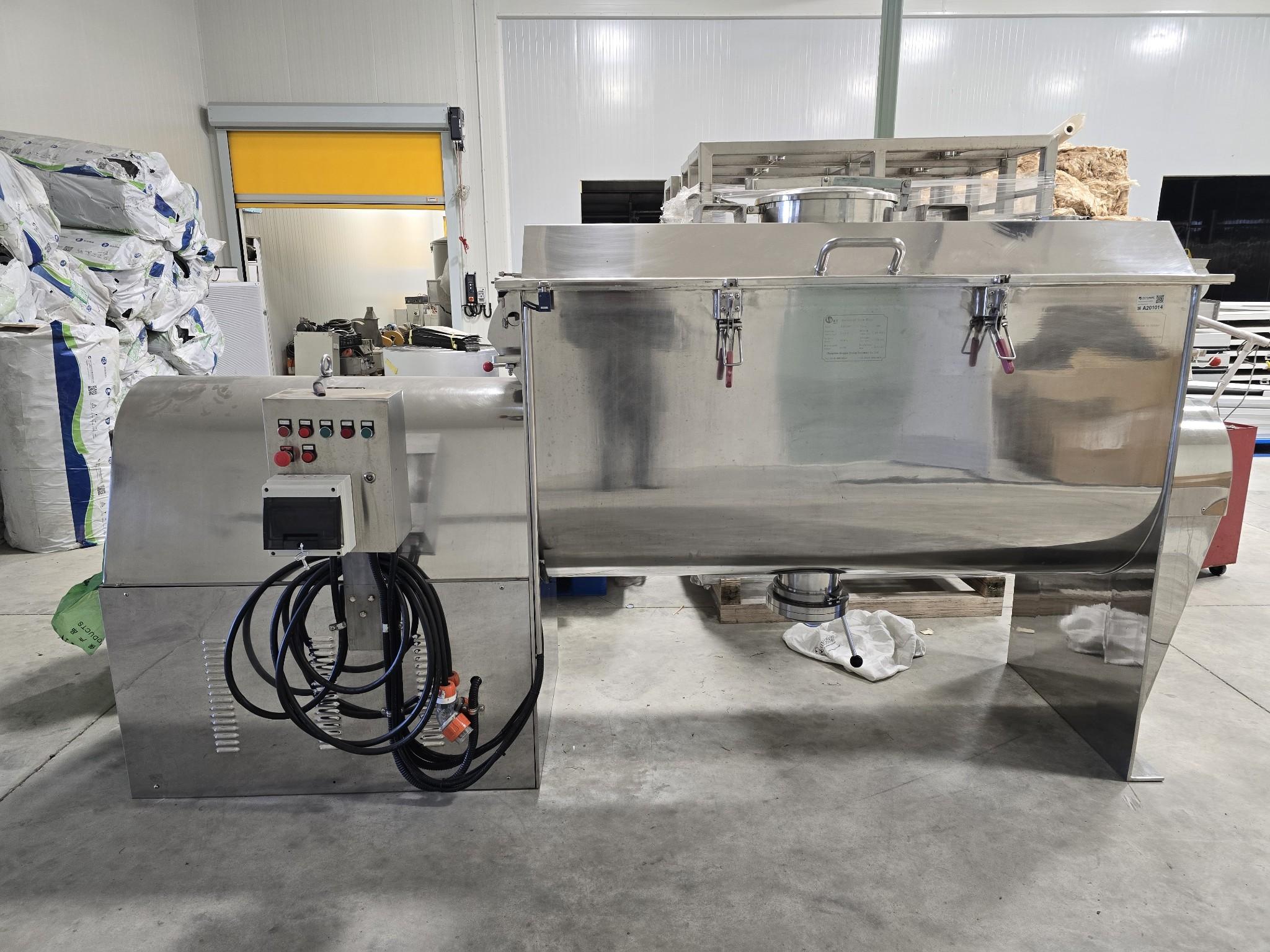 Heng Gan Horizontal Screw Mixer