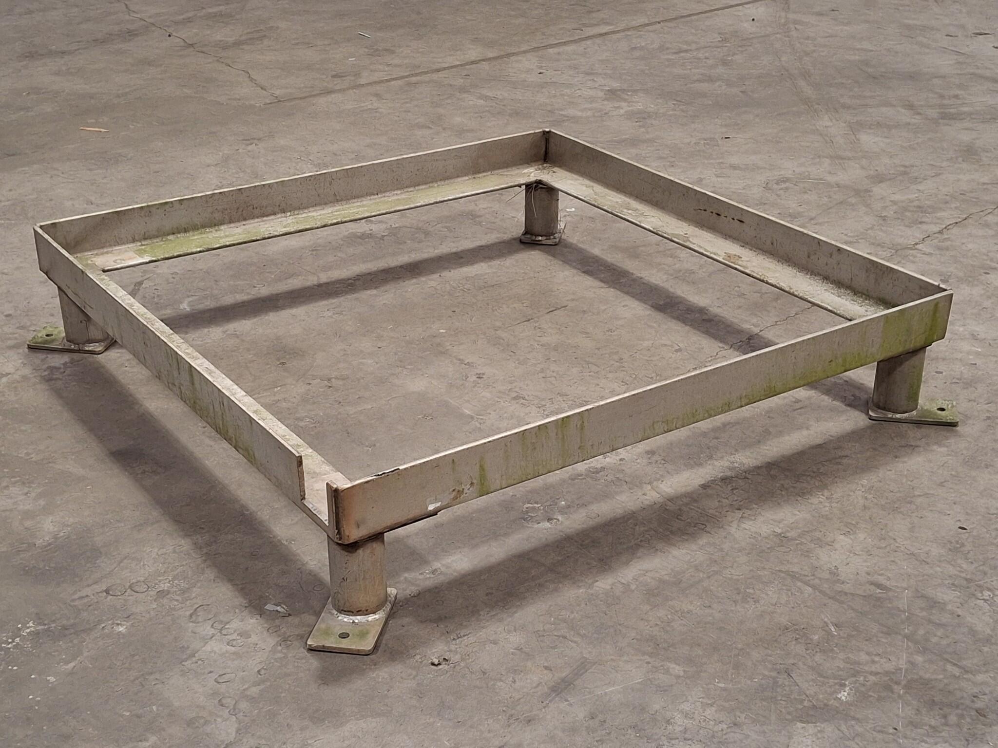 Heavy Duty Industrial Steel Raised frame stand