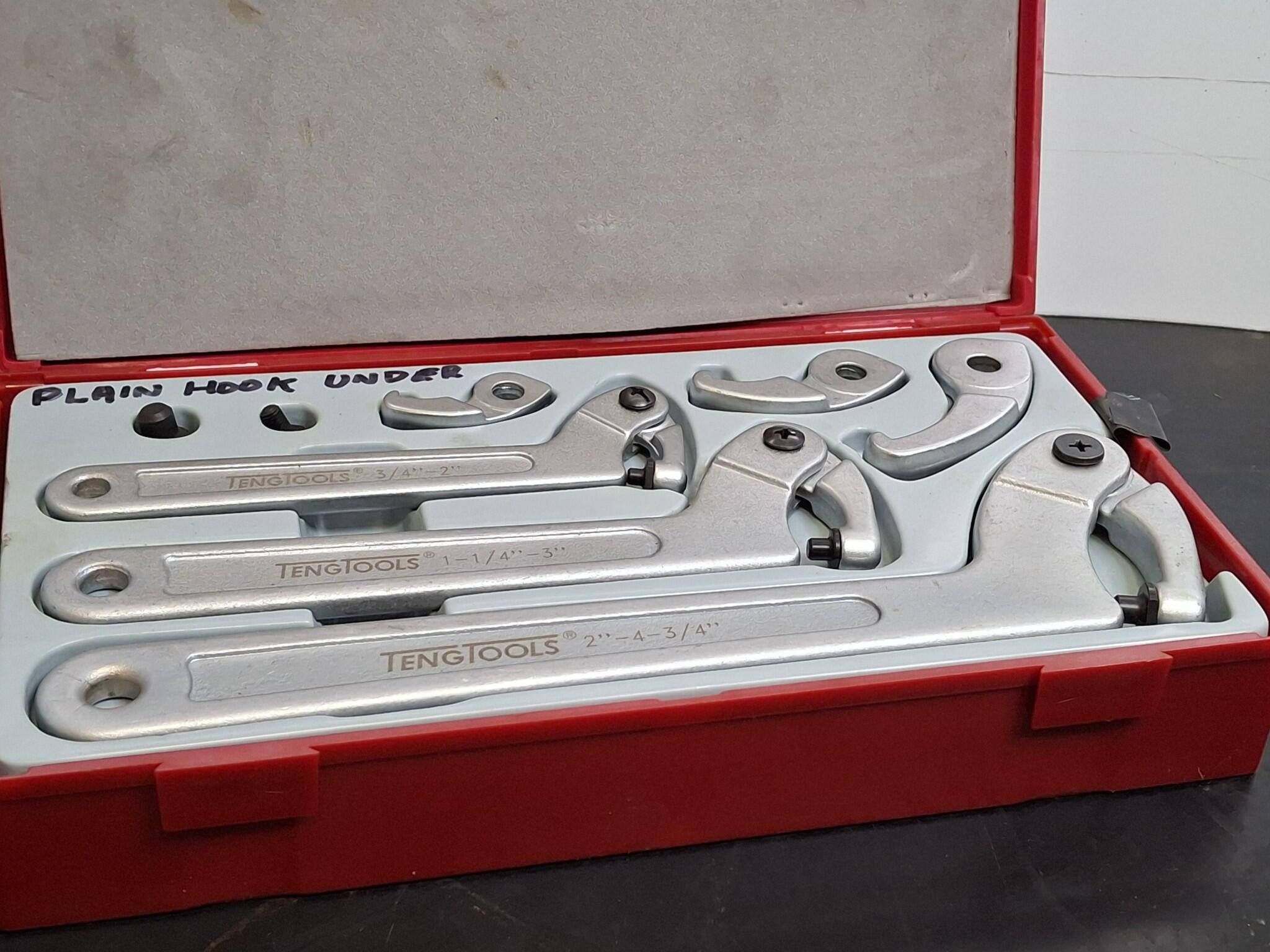 TengTools hook spanner wrench set in red case