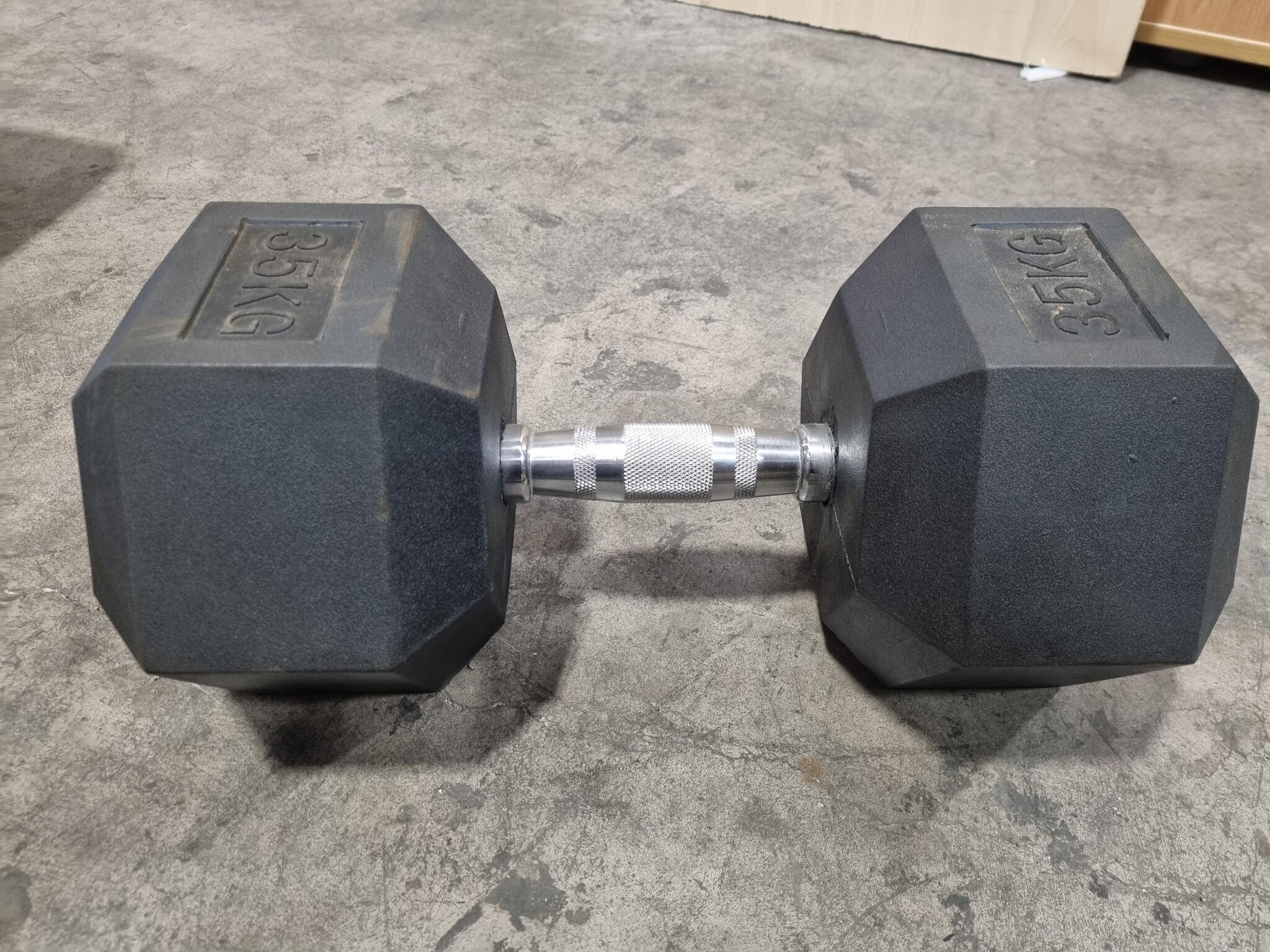35kg Hex Rubber Dumbell by XLR8