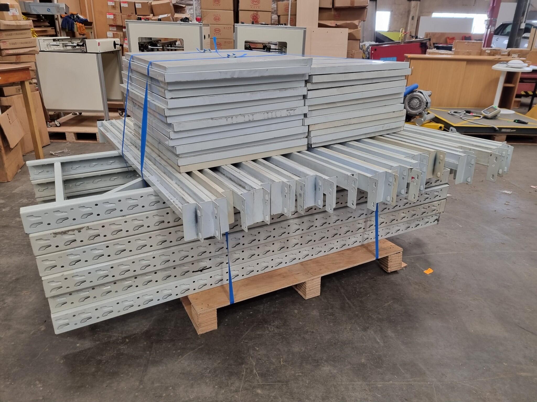 Adjustsble Steel Shelving Assembly