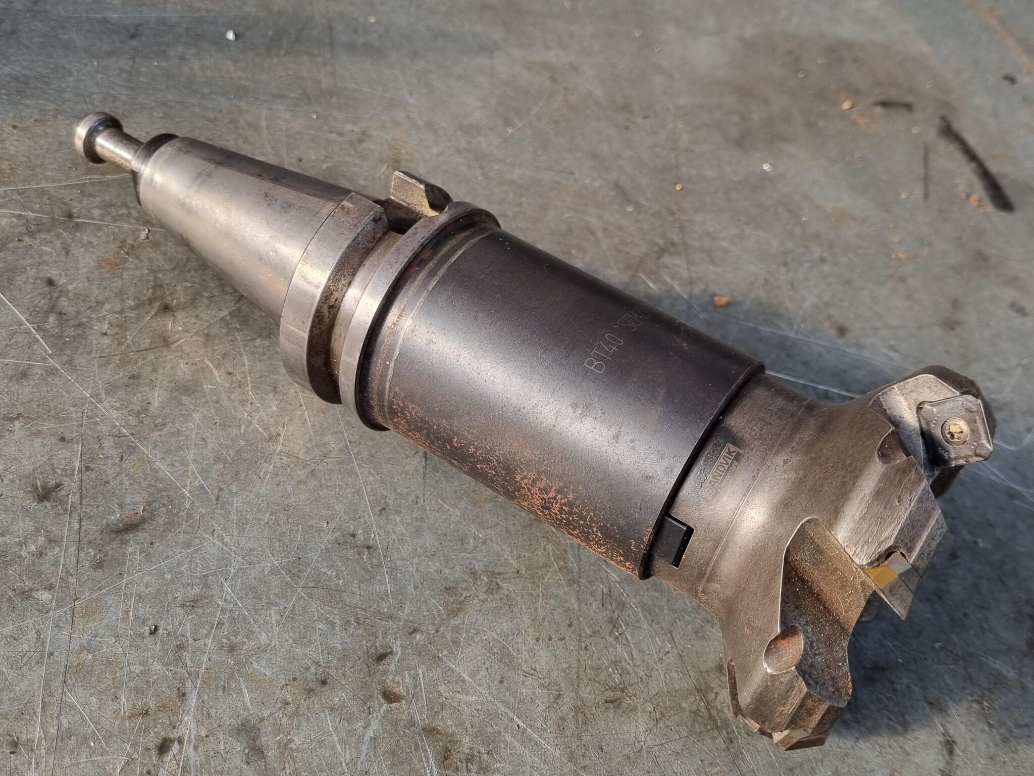 BT40 Tool Holder w/ Sandvik Coromant Indexable Face Miller Cutter
