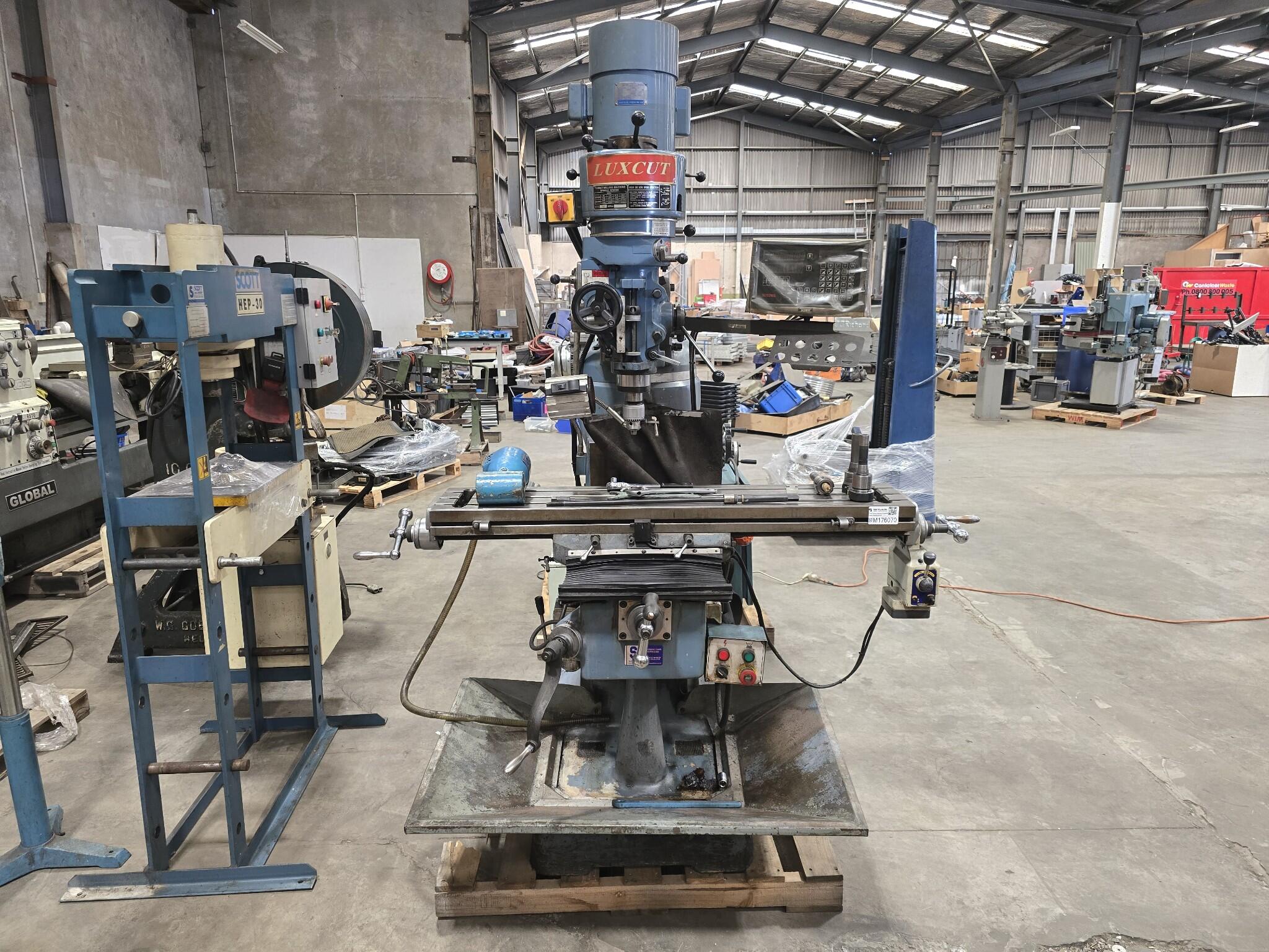 Luxcut Single Phase Milling Machine