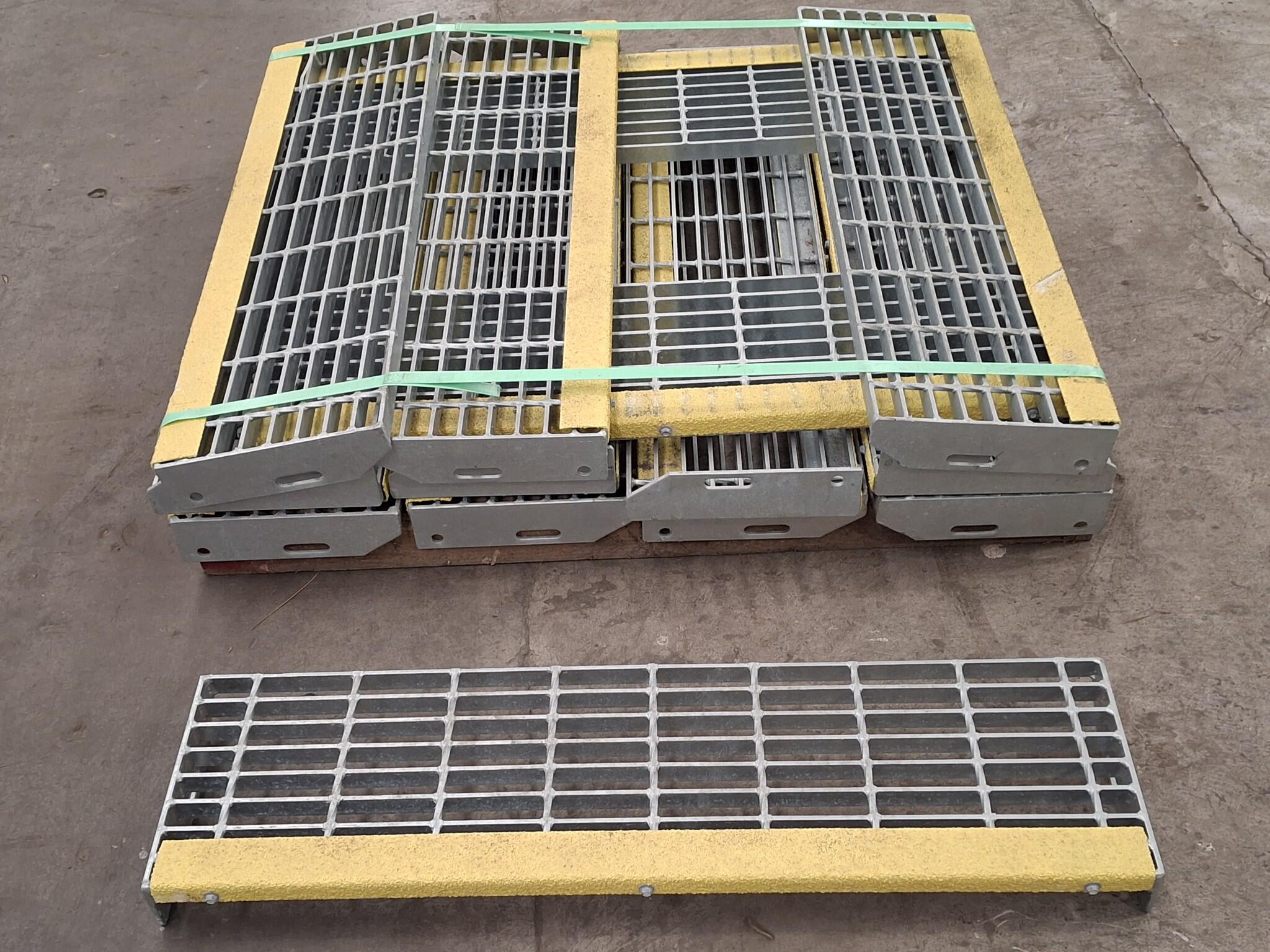 14 Galvanised steel stair treads with yellow nosing