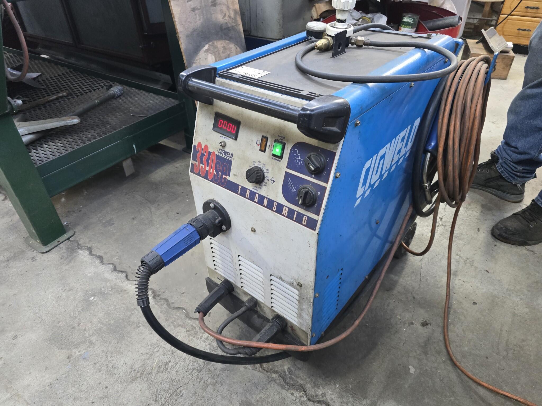 Cigweld Transmig 330se MIG Welder