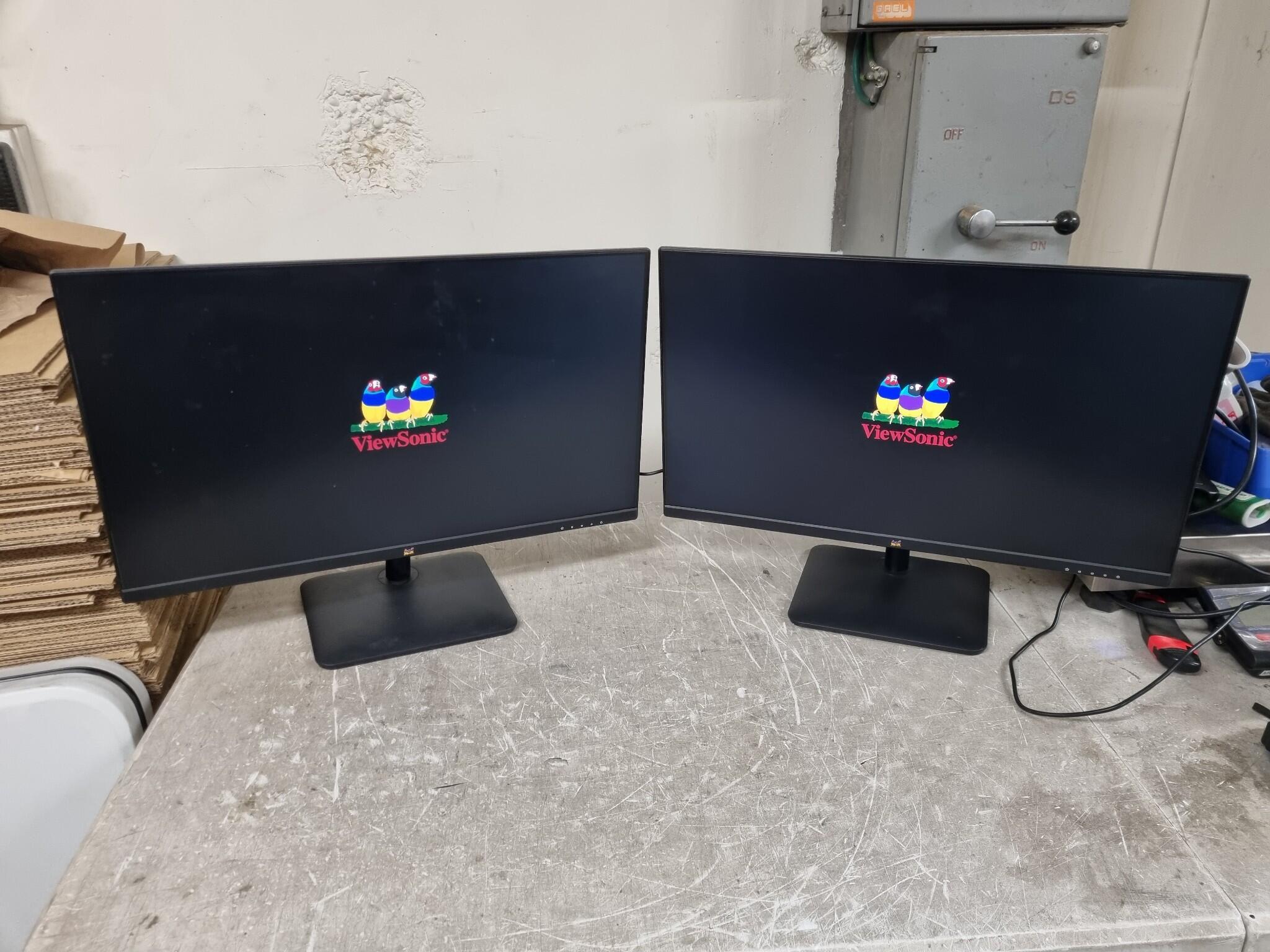 2x ViewSonic 24" Full HD IPS Monitors