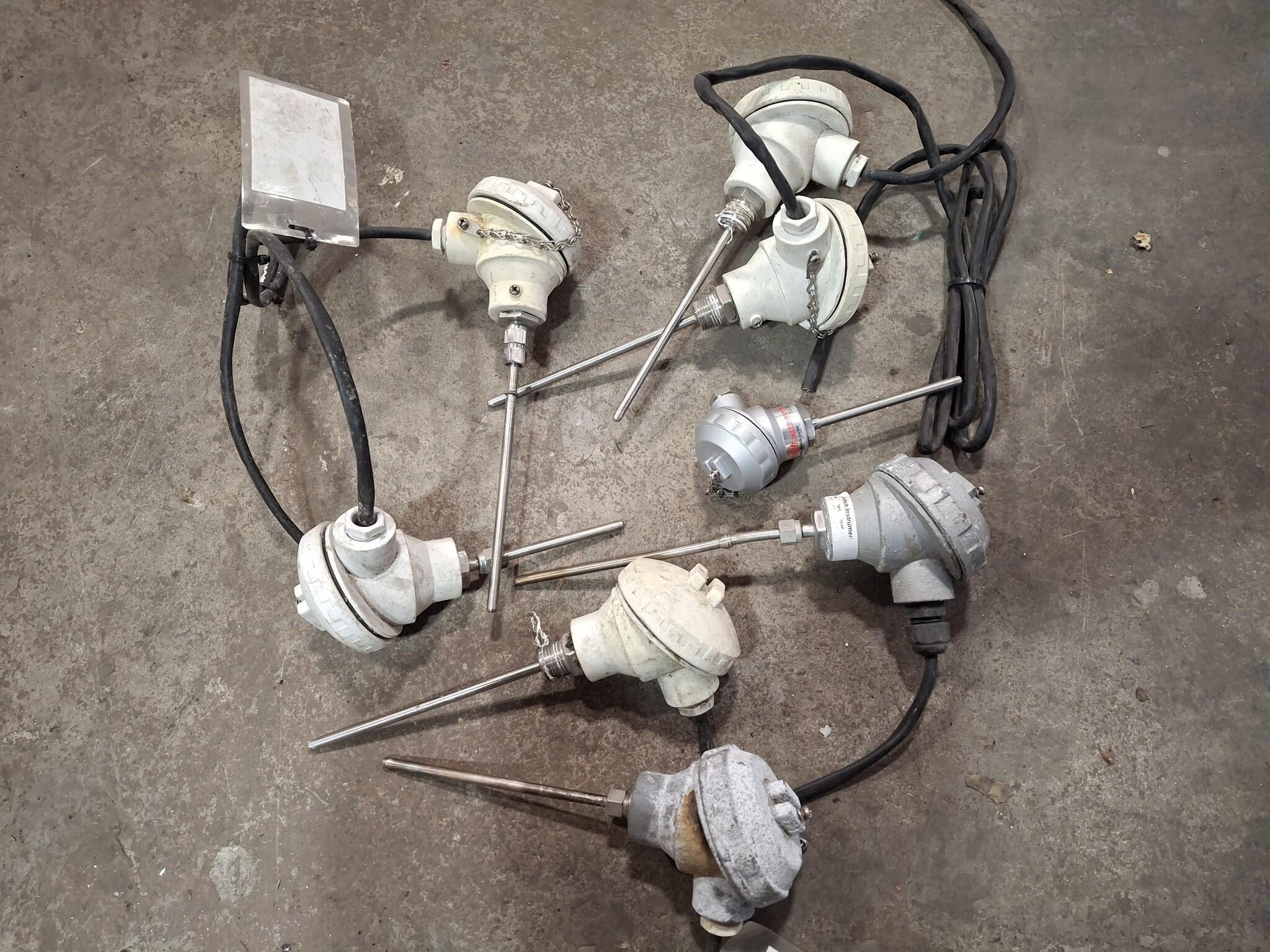 Industrial temperature probes lot