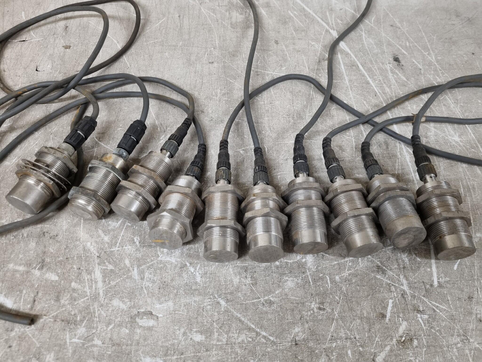 10x Assorted Procimity Sensors