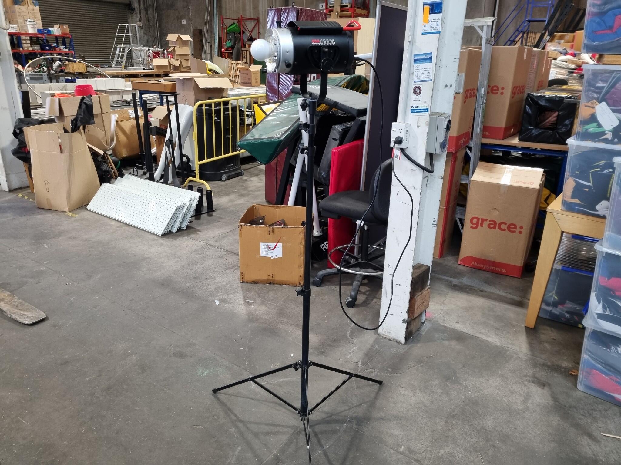 Courtenay SolarFlash 4000S Studio Strobe Flash