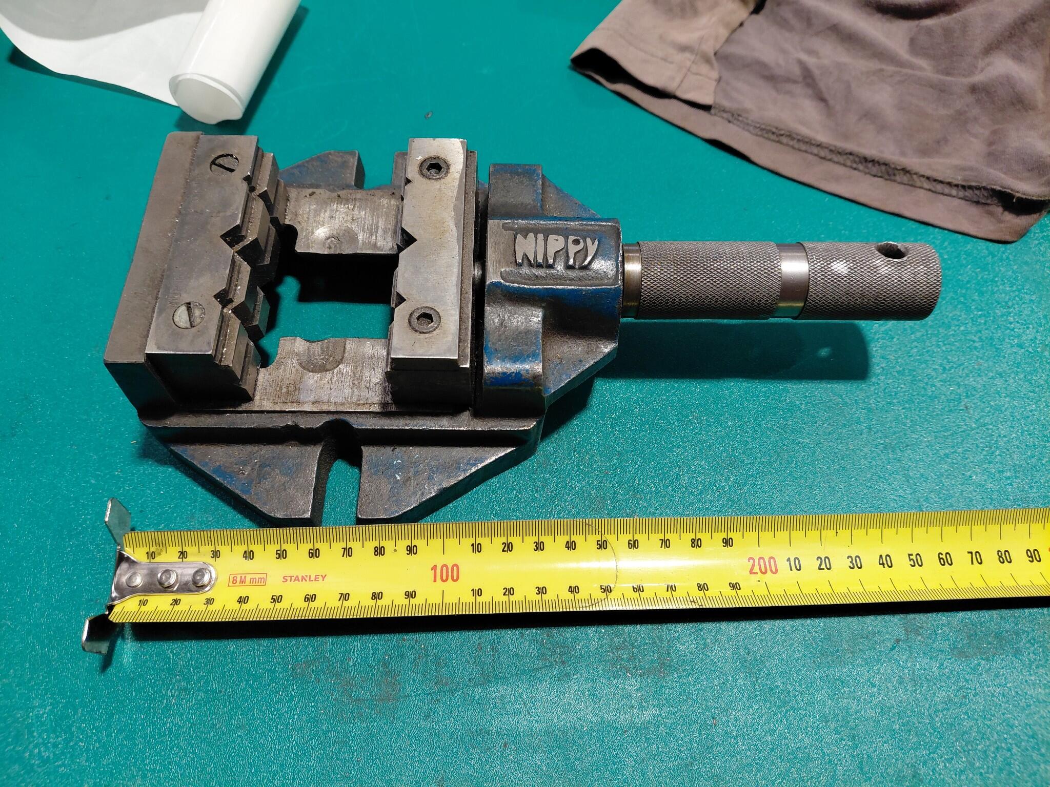 Nippy machine vise