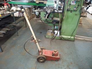 Pneumatic Trolley Jack