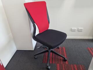 Stylish Red/Black Office Desk Chair