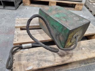 Heavy Steel Weight on Cable