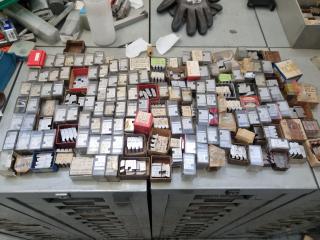 Large Lot of Threading Dies 