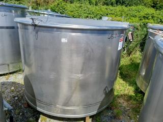 4500 Litre Stainless Tank