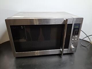 Breville Microwave Oven Model BM0430