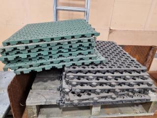 15x 500x500mm Hard Rubber Floor Matting Squares