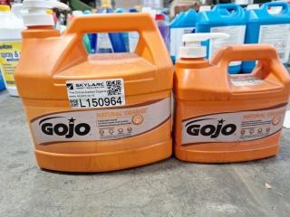 2 x Bottles of GOJO Natural Orange Soap