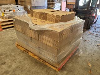 Large Pallet of Cardboard Boxes