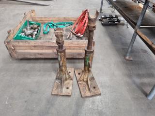 2 x 6 Ton Screw Jacks