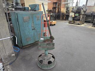 Manual Sheet Metal Shear Guillotine