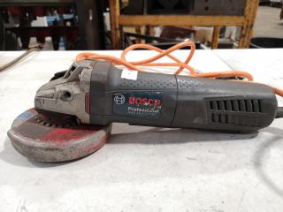 Bosch 125mm Angle Grinder Professional GWS 15-125 CIEP