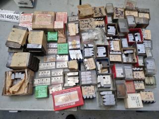 Large Lot of Threading Dies 