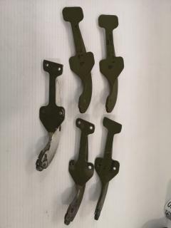 5x Hughes 500 Cabin Door Hinges, 369H2092 & 369H2069