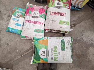 Assorted Tui Branded Garden Fertiliser's & Mix's