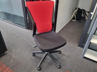 Stylish Red/Black Office Desk Chair