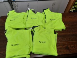 5x Fleece Flourescent Safety Pullovers, Size M, Embossed Logo