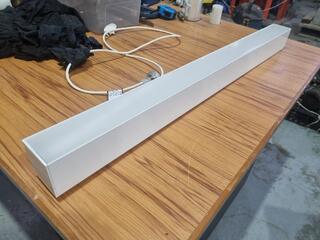 Austube Greenstar 3-75 LED Light