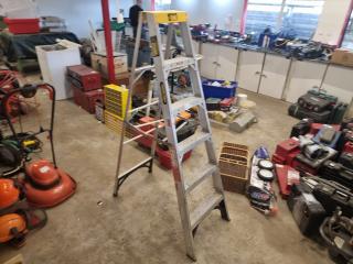 Rhino Industrial 150KG 1.75M Aluminum Step Ladder.