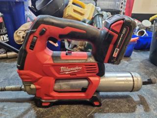 Milwaukee 18V Grease Gun w/ Battery