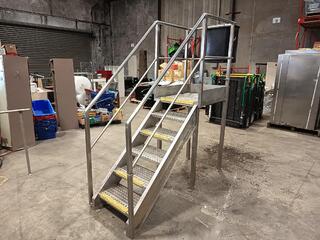 Stainless Steel Platform with Steps and Railing