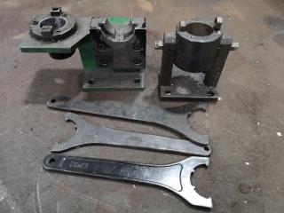 2x BT40 Type Mill Tool Changing Vices w/ 3x Mill Tool Wrenches