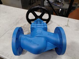 PN40 DN80 Flanged Globe Valve Handwheel Operated