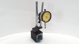 Magnetic Base and Dial Gauge Stand