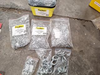 Assorted Galvanised Barbed Staples, Split Links