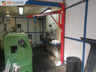 Swing Arm Crane