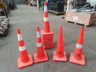 15 Road / Traffic Cones 