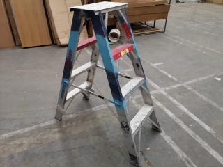 Ullrich 1.2m Aluminium Step Ladder