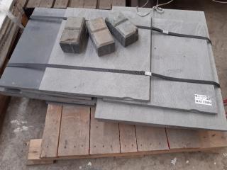 Pallet Of Assorted Bluestone Tiles/Pavers