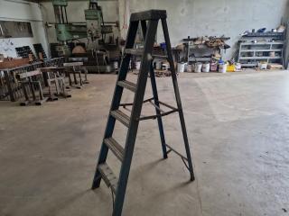 Stepladder 