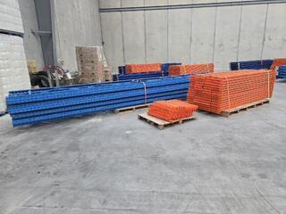 9 Bays of Pallet Racking 