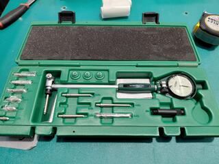 Insize Dial Bore Gage 2-6 inch Set