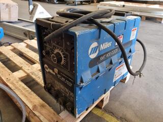 Miller DC Inverter Arc Welder XMT 400 CC/CV, Faulty, Parts only