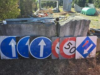 6 x Road Works Signs 