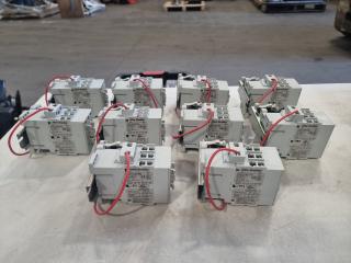 10 x Allen-Bradley 100-C30*00 Contactors