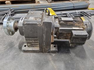 SEW Eurodrive 3-Phase Induction Motor w/ Gearbox